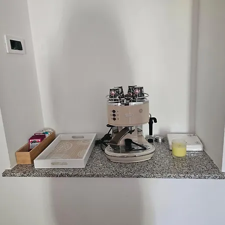 Apartment Centre *